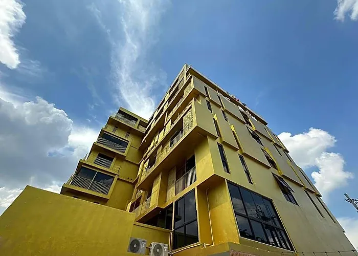 Hotel Breezewood Bangkok
