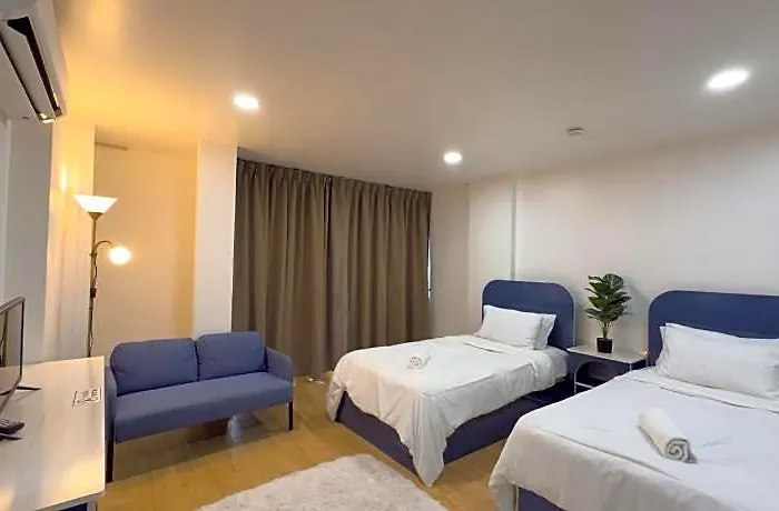 Breezewood Hotel 3*